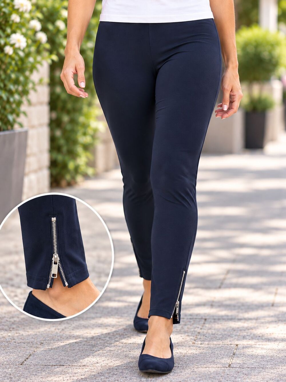 Sympli Women's Size 8 Navy Blue Slim Leggings Pants Silver Ankle Zippers Casual
